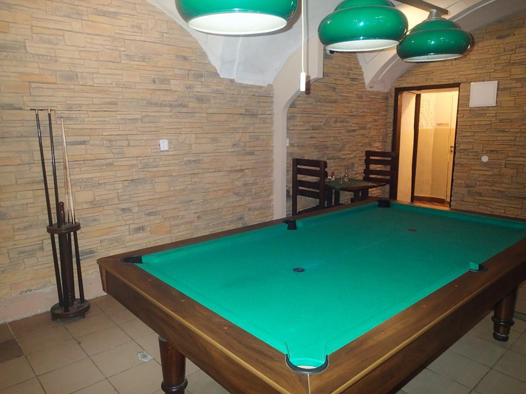 Penzion A Restauracia U Jelena Stará ľubovňa Dış mekan fotoğraf